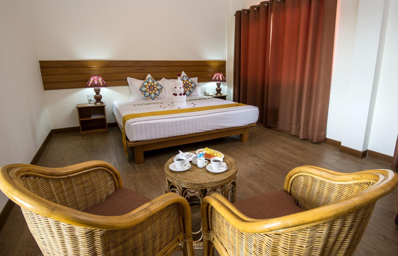 Royal Aykare Lodge باغان المظهر الخارجي الصورة